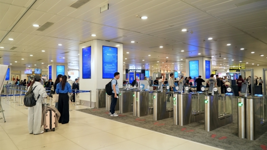 Vietnam Airlines increases flights for New Year holiday travel